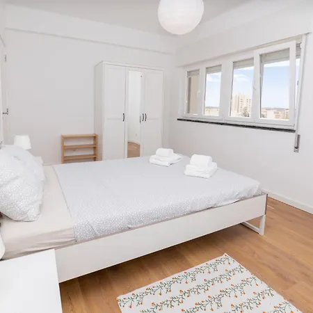 2 Bedroom By Innkeeper